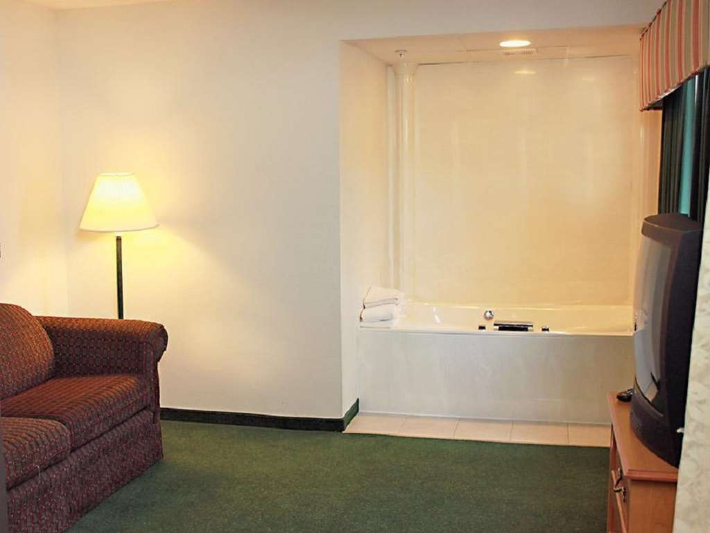 Americas Best Value Inn Annandale Room photo